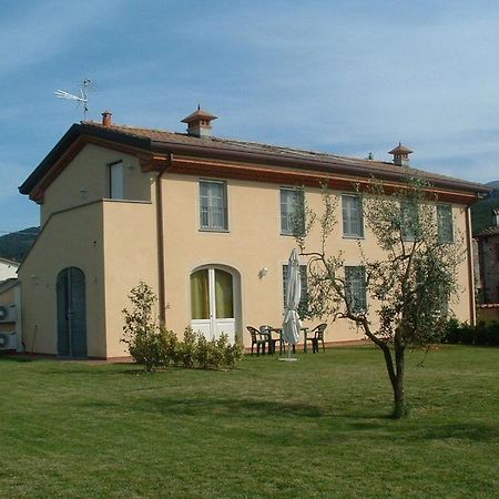 Appartamenti Vacanze Il Nottolini Capannori Exteriör bild